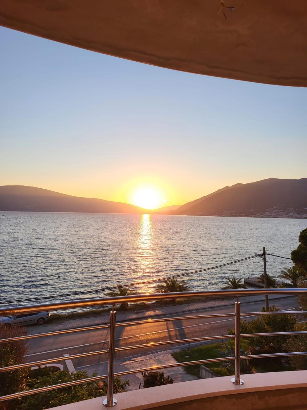 Matkovic Residence Tivat Zewnętrze zdjęcie